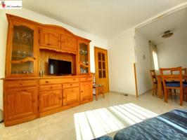 LUMINOSO Y CÉNTRICO APARTAMENTO A LA VENTA EN L'AMPOLLA. photo 0