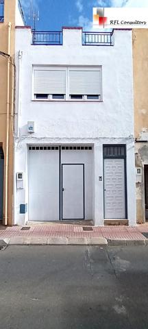 CASA DE PUEBLO CON ALMACEN photo 0
