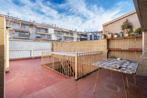 Unifamiliar adosada - Molins de Rei photo 0