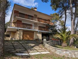 Chalet - Torre - Corbera de Llobregat photo 0