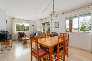 Chalet - Torre - Corbera de Llobregat photo 0