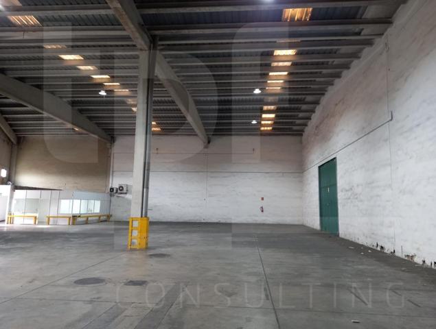Nave logística de 820 m² en Riba-roja (Valencia) photo 0