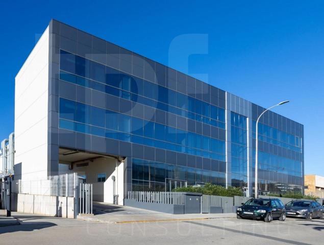 Edificio de oficinas con aparcamiento en Paterna photo 0