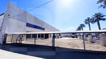 Nave Industrial de 5.026 m² en Carlet photo 0