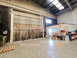 Nave industrial de 388 m² con patio en Ribarroja photo 0