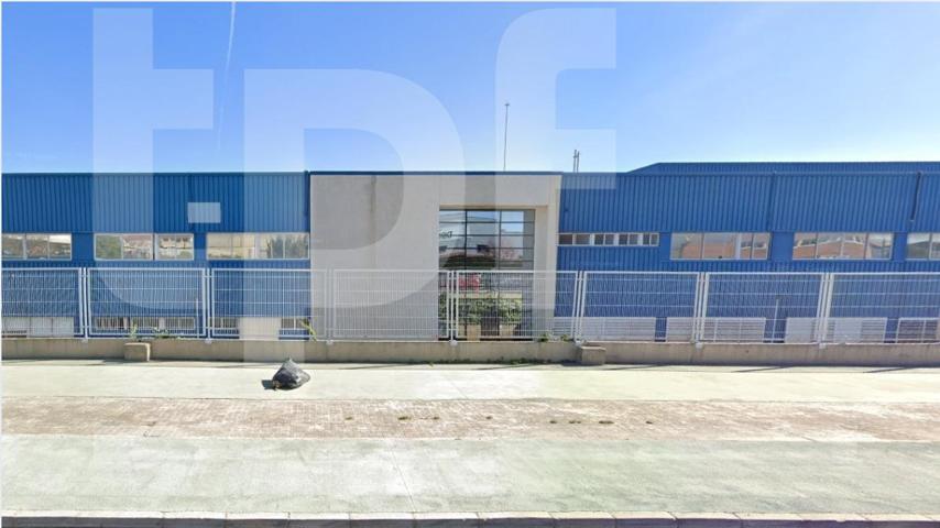 1.700 m² de espacio logístico disponible en Paterna photo 0