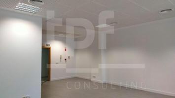 Oficina de 119 m² en Paterna photo 0