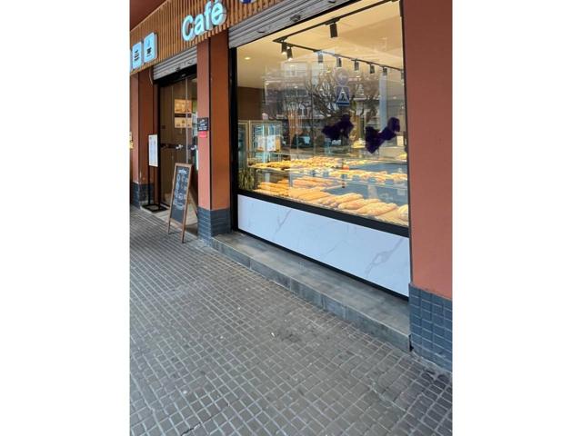 ¡SOLO PARA INVERSORES! LOCAL COMERCIAL EN VENTA EN EL CENTRO DE MOLINS DE REI photo 0