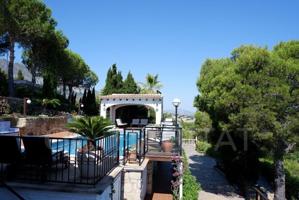 Casa En venta en Les Rotes-las Rotas, Denia photo 0