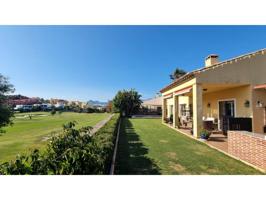 Casa en venta en Urbanización El Hacho-La Duquesa Golf photo 0
