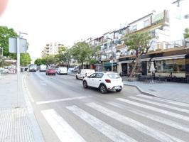 Local en alquiler en Casco Antiguo photo 0