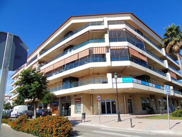 Piso en venta en San Luis de Sabinillas photo 0