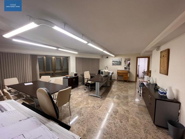 SE ALQUILA ENTRESUELO COMERCIAL EN ELCHE ZONA PISOS AZULES photo 0