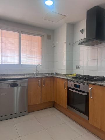 TRIPLEX JARDINS DE REUS CON PK Y TRASTERO photo 0