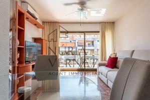 UN DORMITORIO Y AMPLIA TERRAZA EN SALOU photo 0