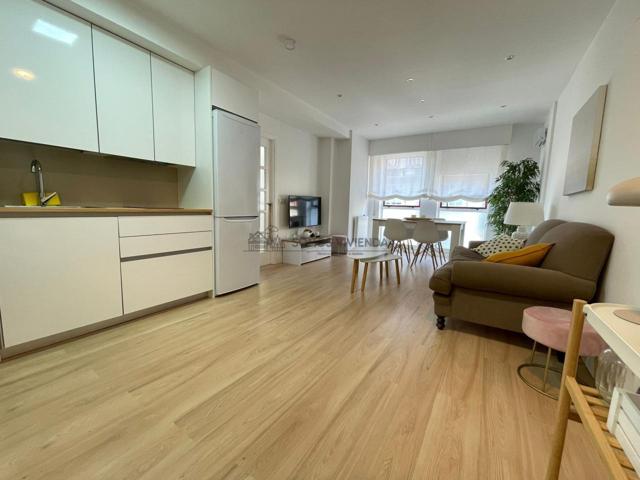 APARTAMENTO REFORMADO EN SANXENXO photo 0