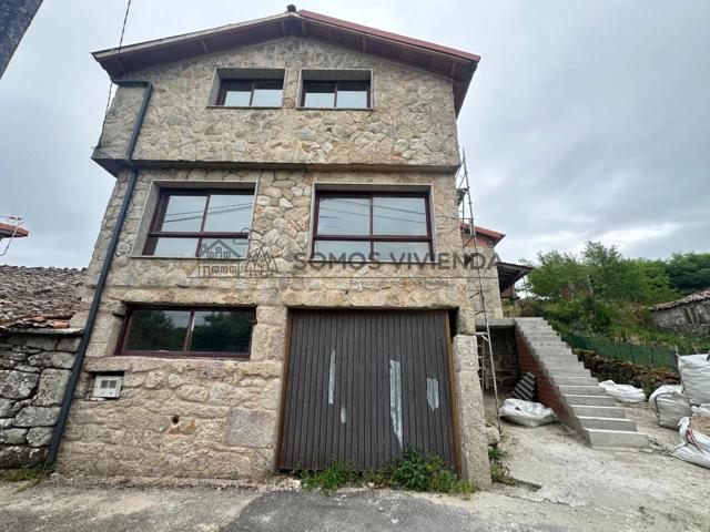 CASA DE PIEDRA PARA ACABAR DE REFORMAR EN LUINTRA photo 0