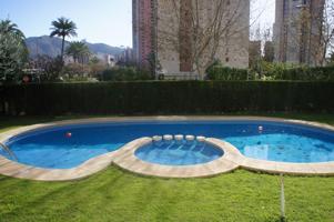 Apartamento en venta en Benidorm de 152 m2 photo 0