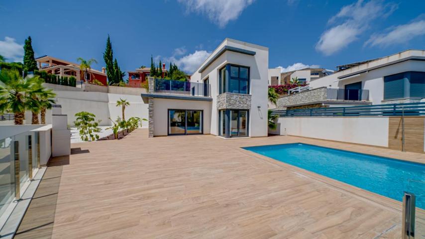 Exclusiva villa de lujo en Finestrat. photo 0