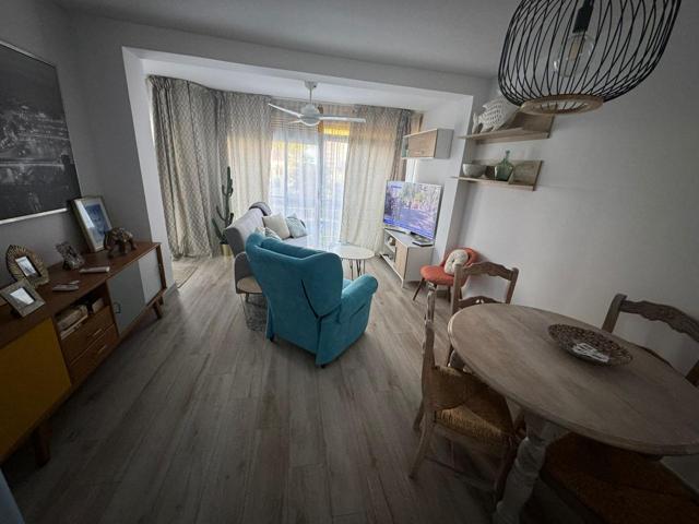 Piso en venta en Benidorm, a un paso de la playa Levante. photo 0