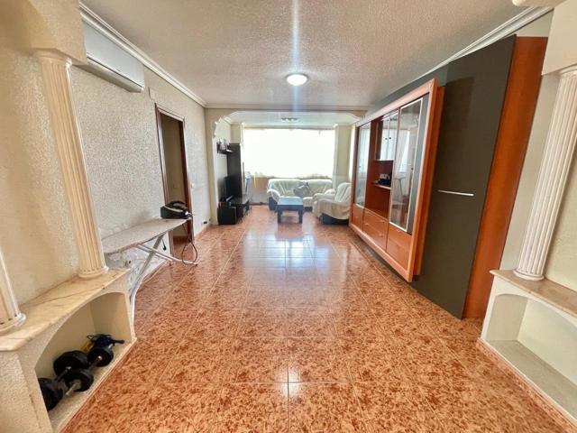 Piso en venta en Benidorm con 3 dormitorios. Parking y trastero. photo 0