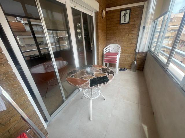 Amplio Piso Reformado con Garaje y trastero en Zona Levante – Benidorm photo 0