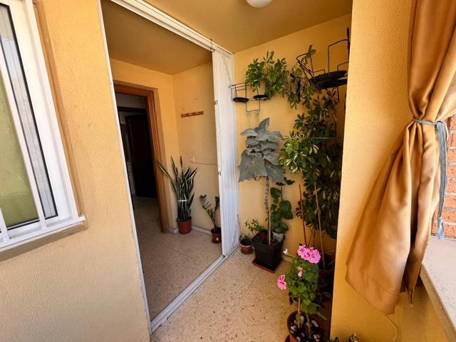 Piso en venta en la Cala de Finestrat con parking. photo 0