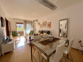 Luminoso piso en venta en Benidorm, excelente ubicación junto al emblemático Parque de L’Aigüera. photo 0