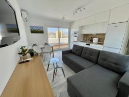 Apartamento Estilo Bungalow en Venta en Benidorm – Zona Poniente. Reformado, amueblado y con vistas al mar photo 0