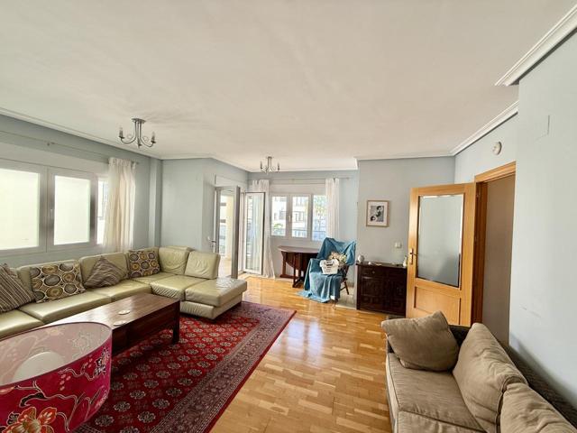 Piso en venta en Altea, en 2ª línea de playa con garaje. photo 0