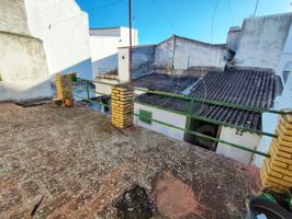 Casa En venta en Sanlúcar La Mayor photo 0