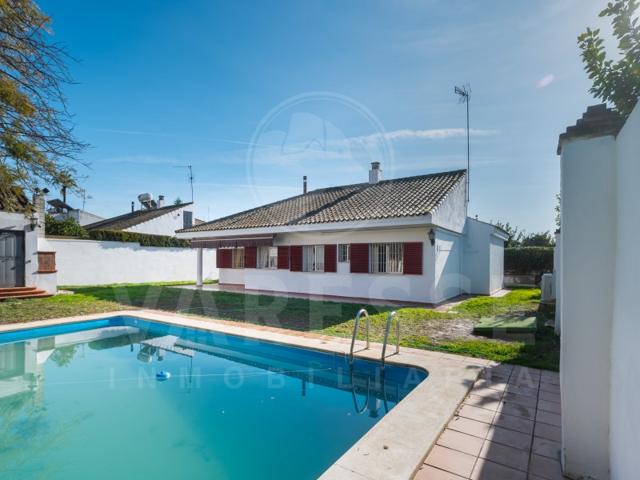 Casa En venta en Espartinas photo 0
