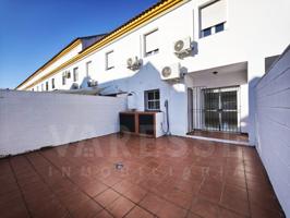 Piso En venta en Santiponce photo 0