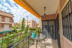 Piso En venta en Antiguo Hospital Los Arcos, Santiago De La Ribera photo 0