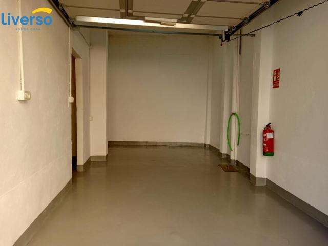 LOCAL CON ACCESO PARA VEHICULOS photo 0