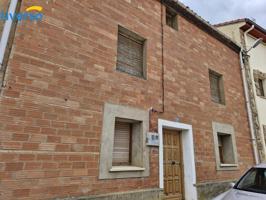 ¡Descubre tu casa ideal en Villalba de Duero, Burgos! photo 0