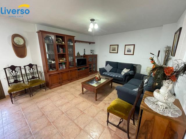 Casa en venta en Sotillo de la Ribera con amplio terreno anexo photo 0