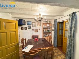 🏡 Casa con Alma en el Corazón del Pueblo – Oportunidad Única para Reformar y Revivir photo 0