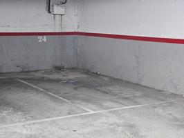 Plaza de aparcamiento photo 0