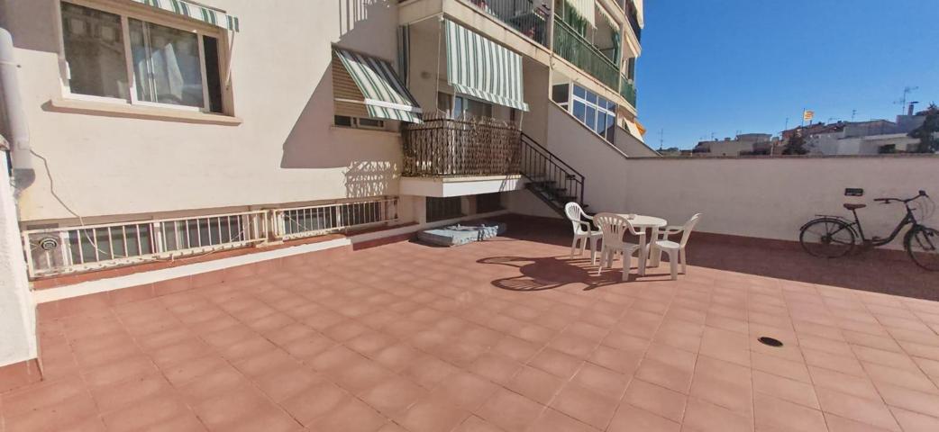 🌟 Piso en venta en el centro de El Vendrell con terraza de 60 m2 🌟 photo 0