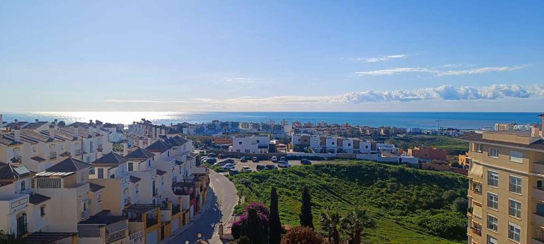 Piso En venta en Avenida Moscatel, 9, 5ª. 29740, Viña Málaga, Torre Del Mar (málaga), Torre Del Mar photo 0
