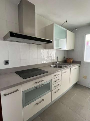 Piso En venta en Avenida Moscatel, 24. 29740, Viña Málaga, Torre Del Mar (málaga), Torre Del Mar photo 0