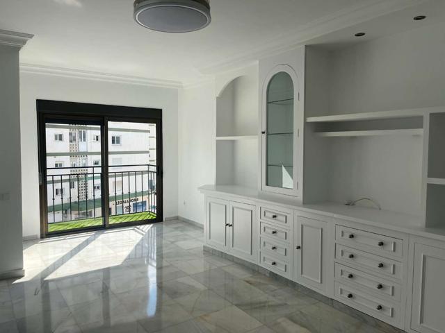 Piso En venta en C- Azucarera, 31. 29740, Paseo Marítimo De Levante, Torre Del Mar (málaga), Torre Del Mar photo 0