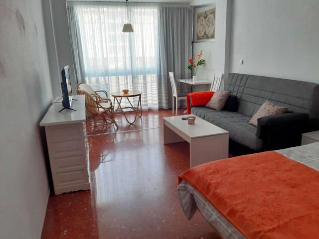 Piso En venta en Avda Toré Toré, 11. 29740, Poniente-Faro, Torre Del Mar (málaga), Torre Del Mar photo 0