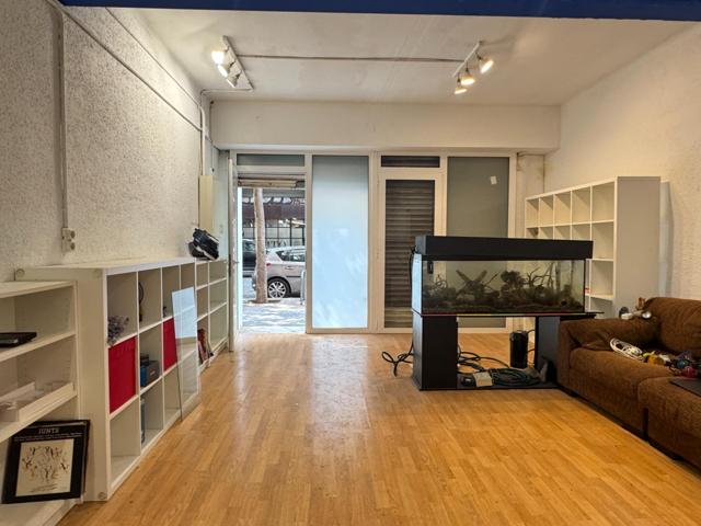 ¡OPORTUNIDAD COMERCIAL EN EL EIXAMPLE! photo 0