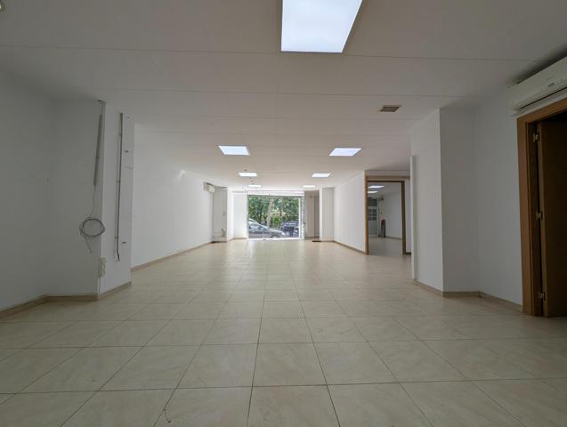 Diàfano, luminoso y con posibilidad de dividir salas photo 0