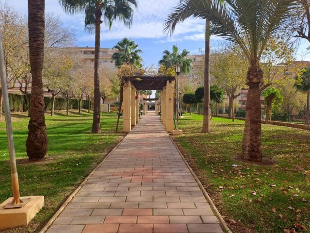Piso en Jardines de Torre Atalaya photo 0