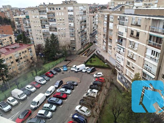 VENTA de piso en Batan, Madrid photo 0