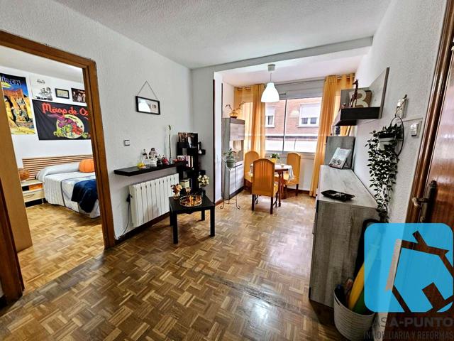 VENTA de piso en Lucero, Madrid photo 0