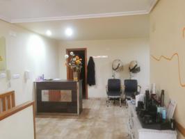 ¡Oportunidad en Las Bayas! Local con Posibilidad de Vivienda – 125.000 € photo 0
